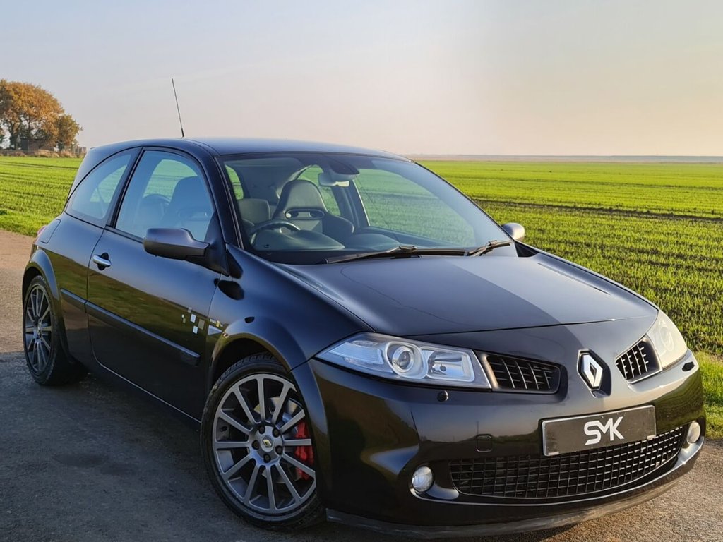 View our RENAULT MEGANE