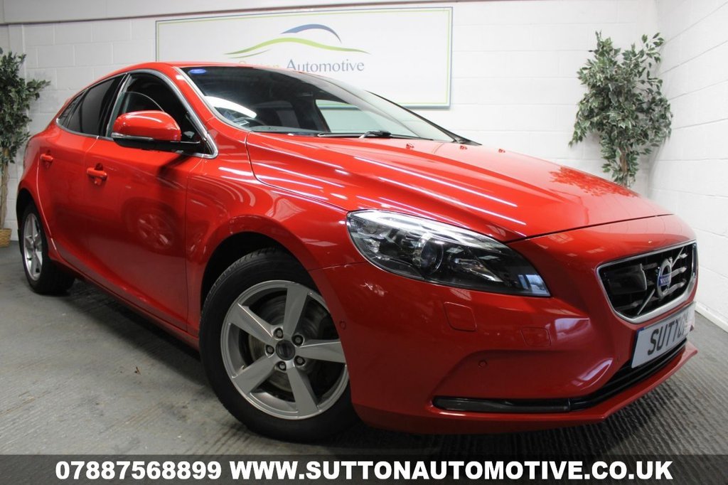 View our VOLVO V40