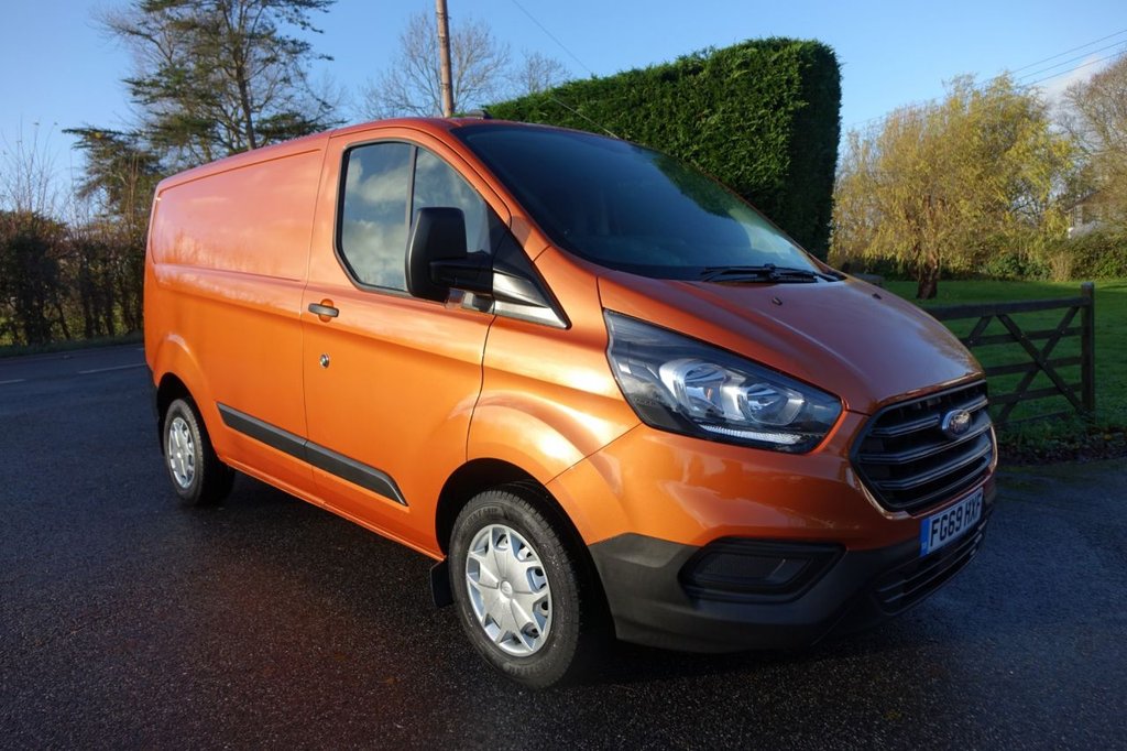 View our FORD TRANSIT CUSTOM
