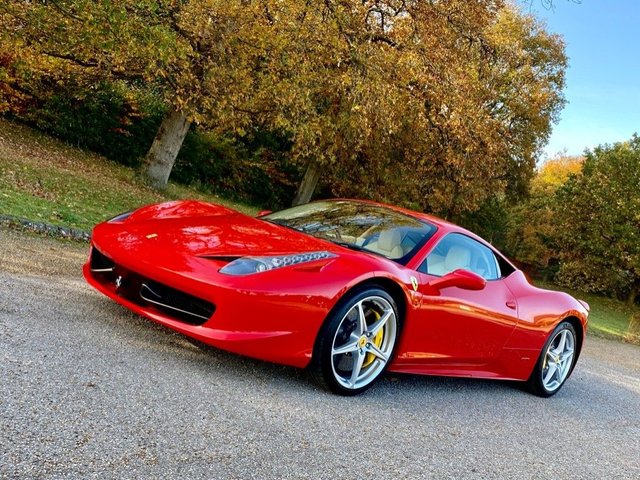 2011 61 Ferrari 458 4.5 ITALIA DCT 2d 570 BHP