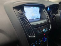 USED 2015 64 FORD FOCUS 1.0 ZETEC 5d 124 BHP &pound;30 ROAD TAX, TOUCH MEDIA NAV