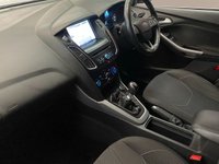 USED 2015 64 FORD FOCUS 1.0 ZETEC 5d 124 BHP &pound;30 ROAD TAX, TOUCH MEDIA NAV