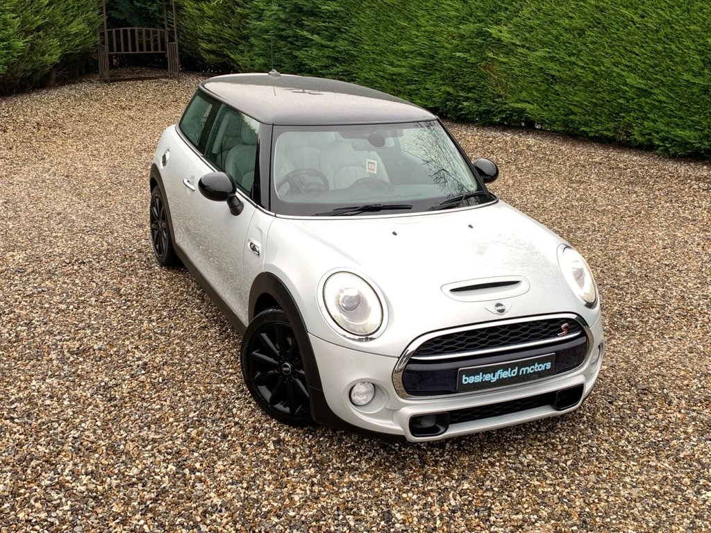 View our MINI HATCH COOPER