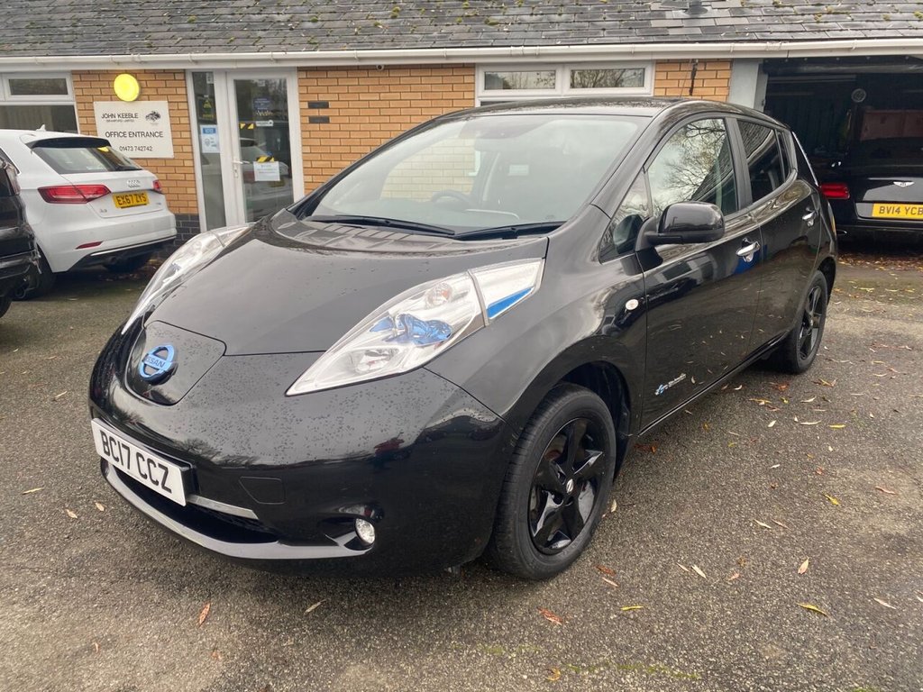 View our NISSAN LEAF