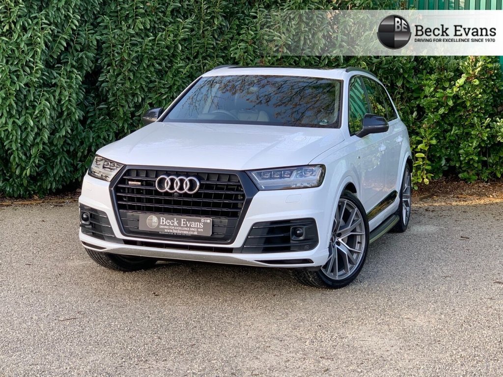View our AUDI Q7