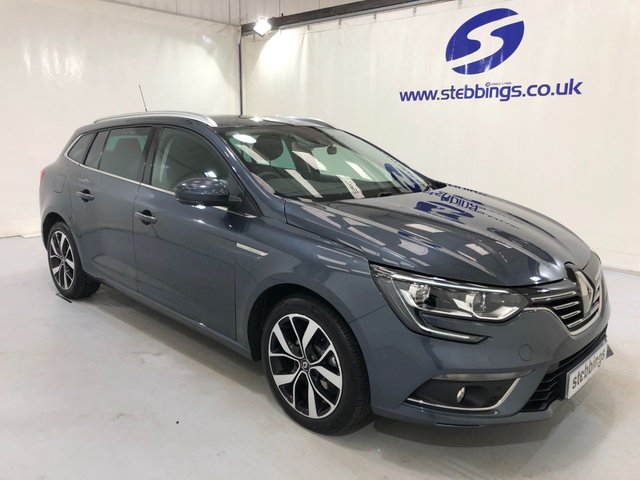 2020 69 RENAULT MEGANE 1.3 ICONIC TCE 5d 138 BHP