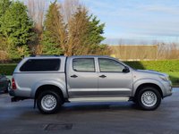 USED 2015 15 TOYOTA HI-LUX 2.5 ACTIVE 4X4 D-4D DCB 142 BHP ** NO VAT ** NO VAT  + CANOPY