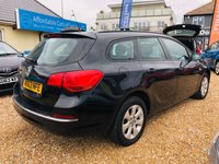 USED 2014 63 VAUXHALL ASTRA 1.6 DESIGN ESTATE AUTOMATIC Rarely available Petrol Automatic Estate