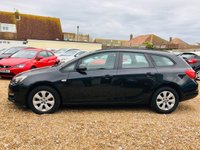 USED 2014 63 VAUXHALL ASTRA 1.6 DESIGN ESTATE AUTOMATIC Rarely available Petrol Automatic Estate