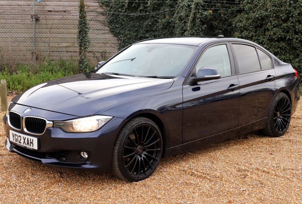 View our BMW 3 SERIES