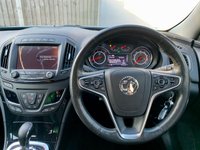 USED 2013 63 VAUXHALL INSIGNIA 2.0 ELITE NAV BI-TURBO 5d 192 BHP 