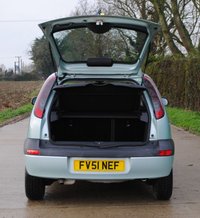 USED 2002 51 VAUXHALL CORSA 1.2 COMFORT 16V 5d 75 BHP www.suffolkcarcentre.co.uk - Located at Ilketshall