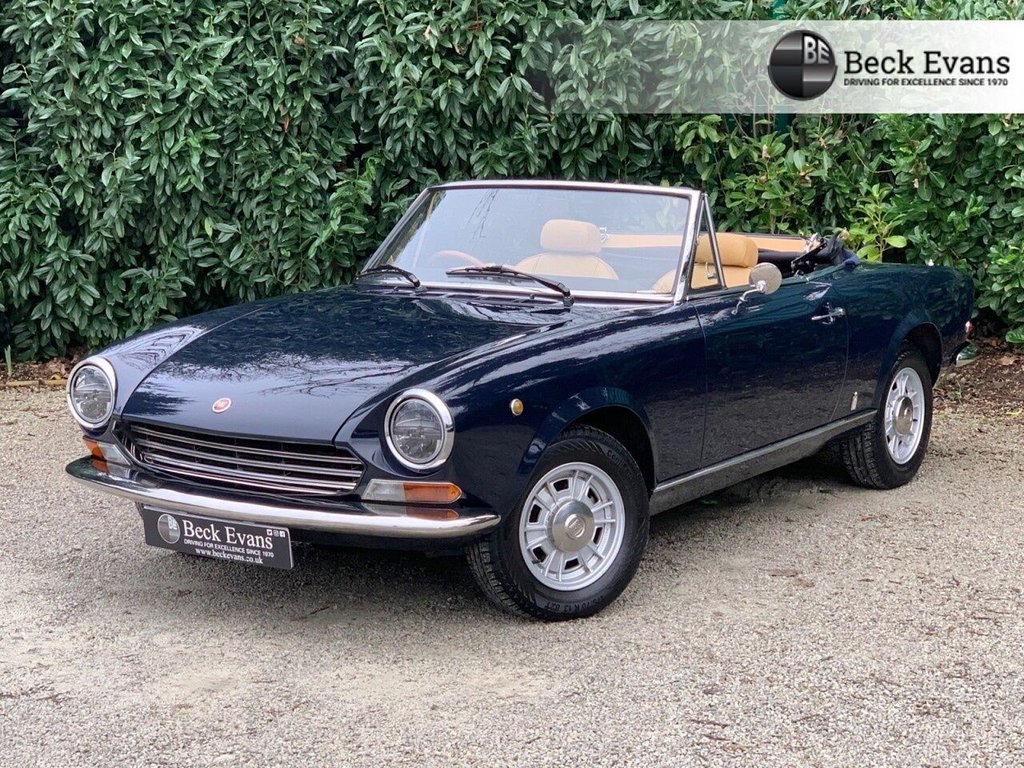 View our FIAT SPIDER
