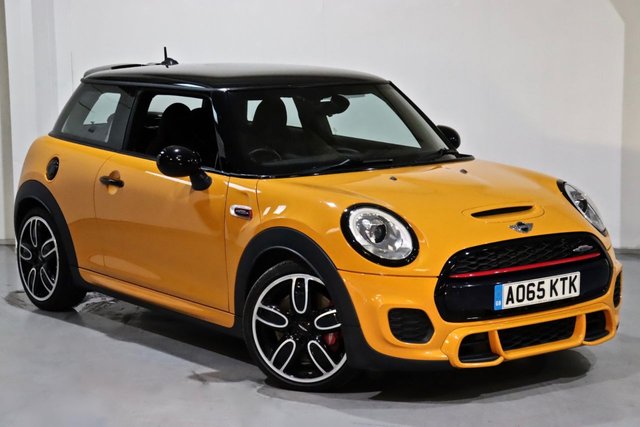 2015 65 MINI Hatch John Cooper Works 2.0 JOHN COOPER WORKS 3d 228 BHP