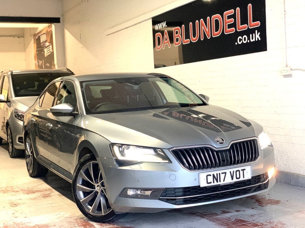 View our SKODA SUPERB