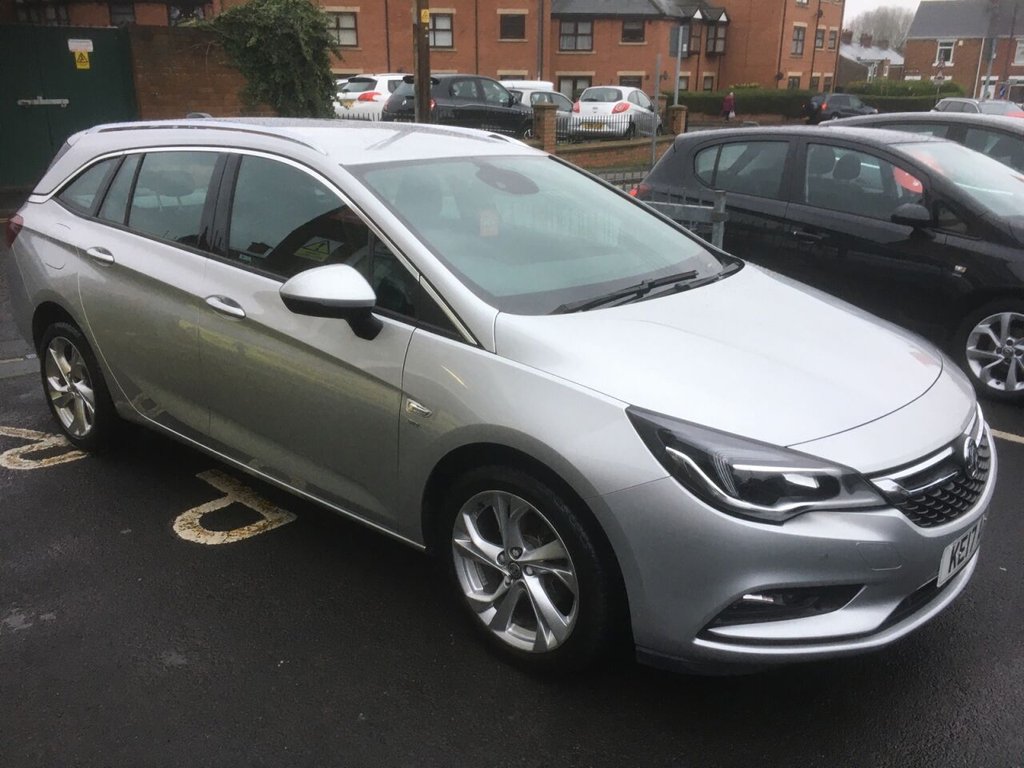 View our VAUXHALL ASTRA