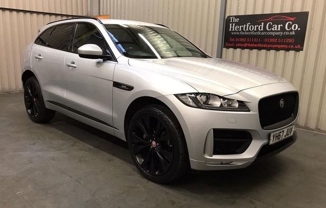 2017 67 Jaguar F-Pace 2.0 R-SPORT 5d 178 BHP
