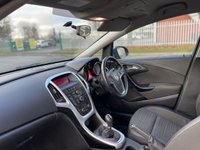 USED 2015 15 VAUXHALL ASTRA 1.6 EXCITE CDTI ECOFLEX S/S 5d 108 BHP 