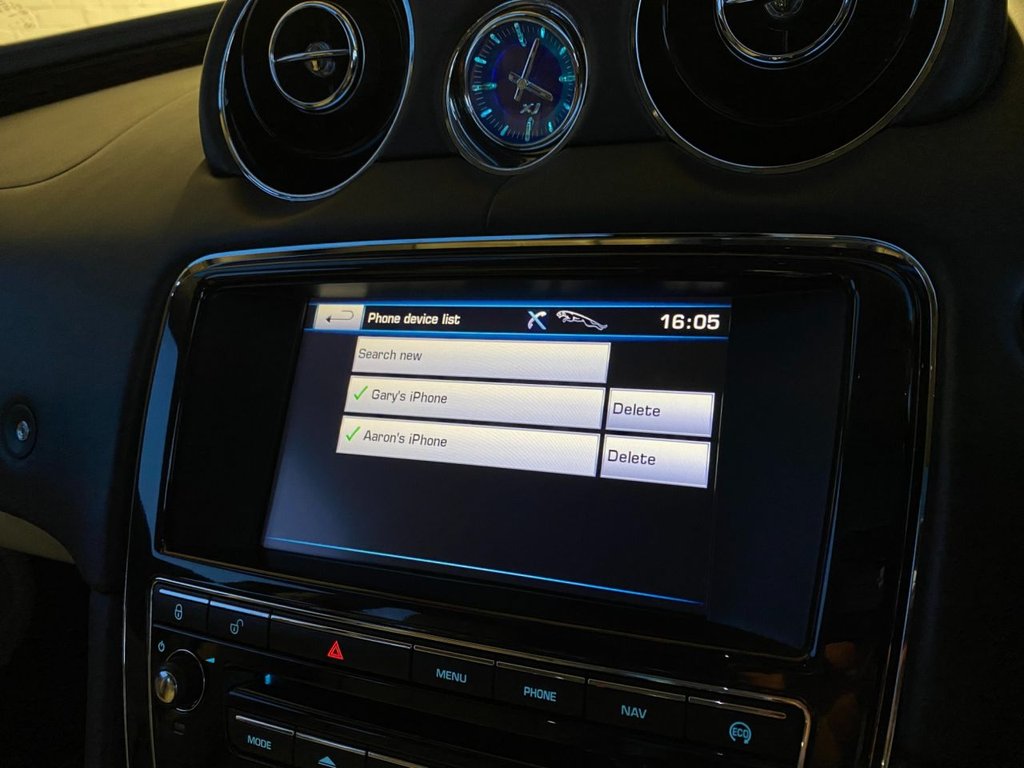USED 2012 62 JAGUAR XJ 3.0 D V6 PORTFOLIO 4d 275 BHP 