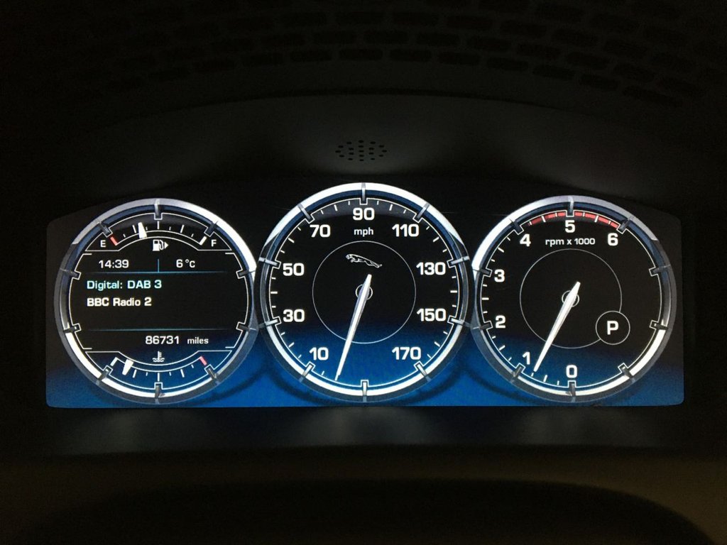 USED 2012 62 JAGUAR XJ 3.0 D V6 PORTFOLIO 4d 275 BHP 