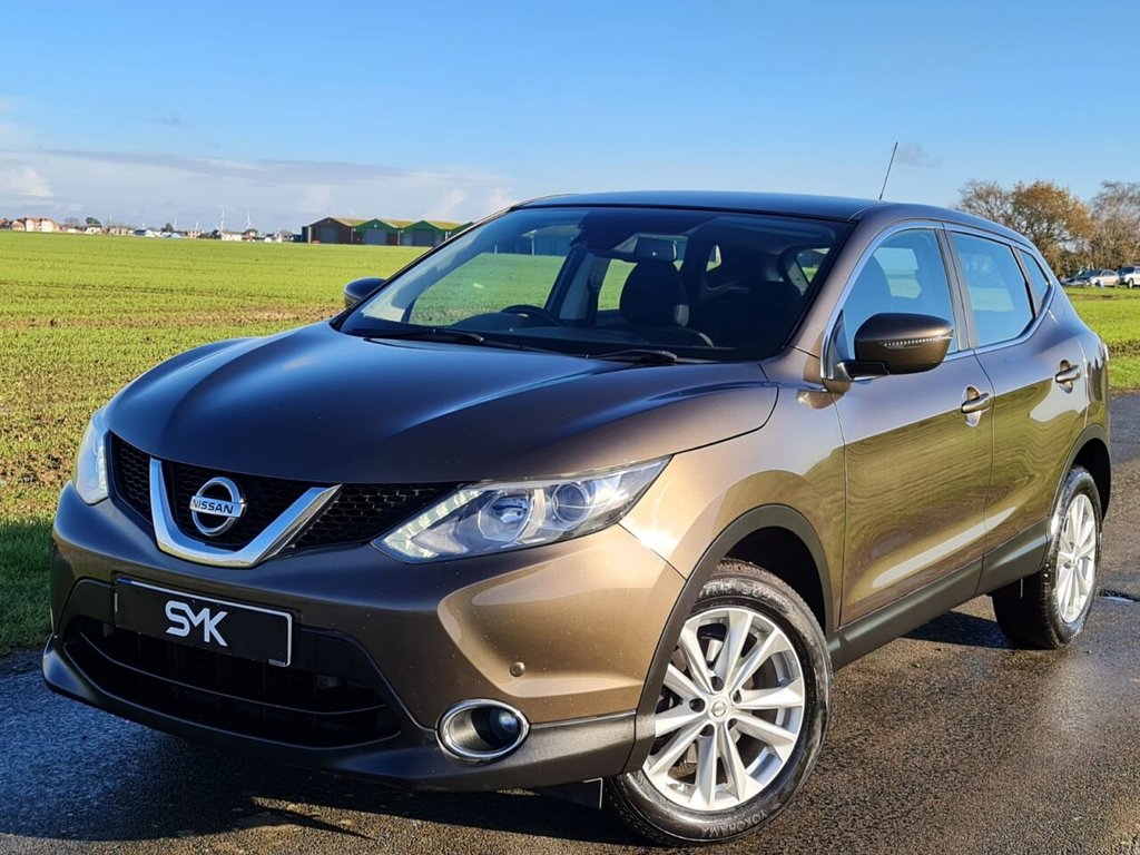 View our NISSAN QASHQAI