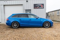 USED 2010 59 AUDI A4 3.0 S4 AVANT QUATTRO 5d 329 BHP SPRINT BLUE+BUCKET SEATS