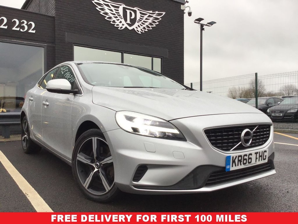 View our VOLVO V40