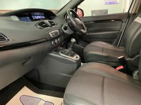 USED 2013 13 RENAULT GRAND SCENIC 1.6 DYNAMIQUE TOMTOM ENERGY DCI S/S 5d 130 BHP **  7 SEATER  **  .....SATNAV