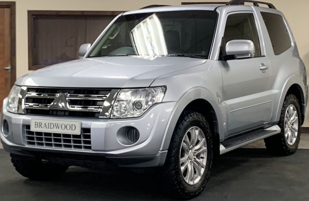 View our MITSUBISHI SHOGUN