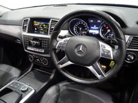 USED 2014 64 MERCEDES-BENZ M-CLASS 3.0 V6 ML350 BLUETEC (258 BHP) AMG LINE (PREMIUM) 4MATIC AUTO ( EURO 6 ) S/S 5DR + NAV + PANORAMIC E/SUNROOF + E/M/HEATED LEATHERS + CRUISE + XENONS..LEDS + R/CAMERA + F-R PARK + PRIVACY + POWER BOOT + E/TOWBAR 21S+PANROOF+XENON+R/CAM+PARK+EHM LEATHER+NAV+CRUISE