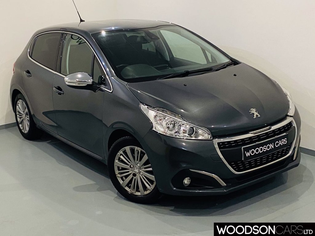 View our PEUGEOT 208