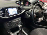 USED 2015 65 PEUGEOT 308 2.0 BLUE HDI S/S ALLURE 5d 150 BHP 