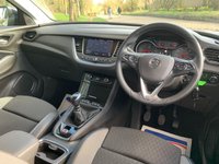 USED 2019 19 VAUXHALL GRANDLAND X 1.5 SPORT NAV S/S 5d 129 BHP 2019 GRANDLAND X 1.5 TURBO/DIESEL SPORT-NAV, 65+ MPG, LOW ROAD TAX, 1 FORMER KEEPER HAVING COVERED ONLY 17,636 MILES FROM BRAND NEW WITH SERVICE HISTORY AND BALANCE OF VAUXHALL MANUFACTURERS WARRANTY