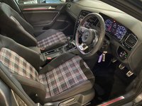 USED 2017 17 VOLKSWAGEN GOLF 2.0 GTI TSI 5d 227 BHP 