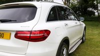 USED 2018 18 MERCEDES-BENZ GLC-CLASS GLC 220d (170) 4Matic AMG Line Premium Plus 5dr AWD 9G-Tronic Automatic Euro 6 (Panoramic Sunroof, Running Boards, Driving Assistant Pack) !! NATIONWIDE DELIVERY AVAILABLE !!