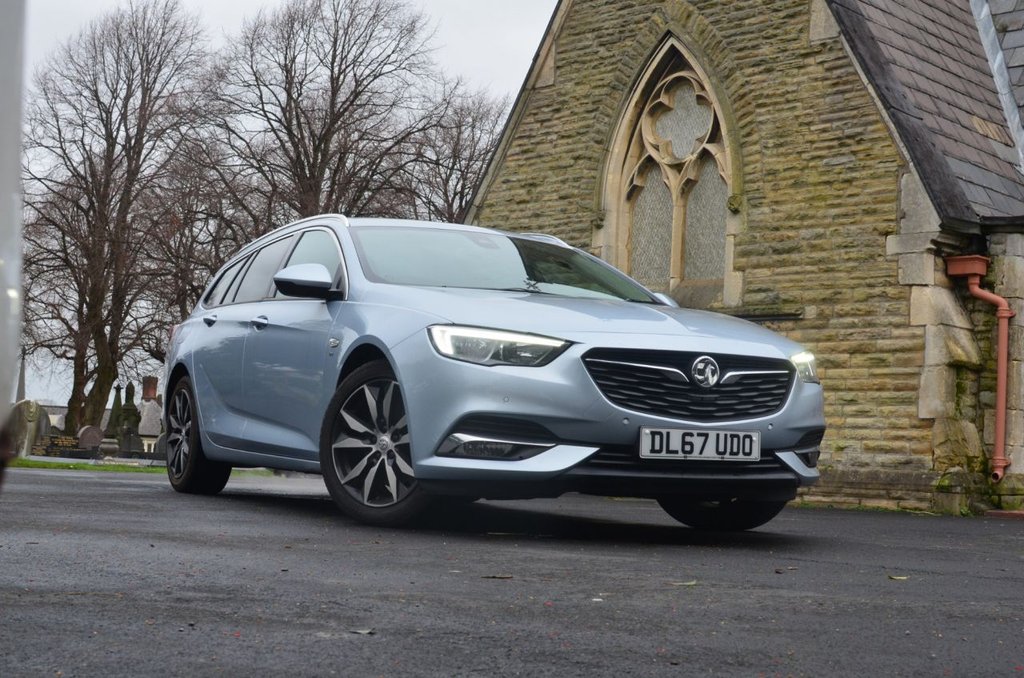 View our VAUXHALL INSIGNIA