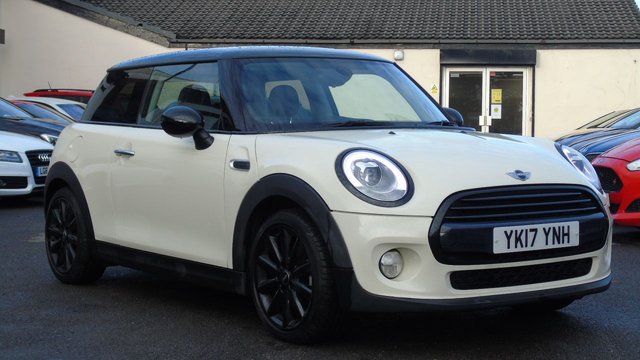 2017 17 MINI Hatch 1.5 COOPER D CHILI PACK 3d 114 BHP