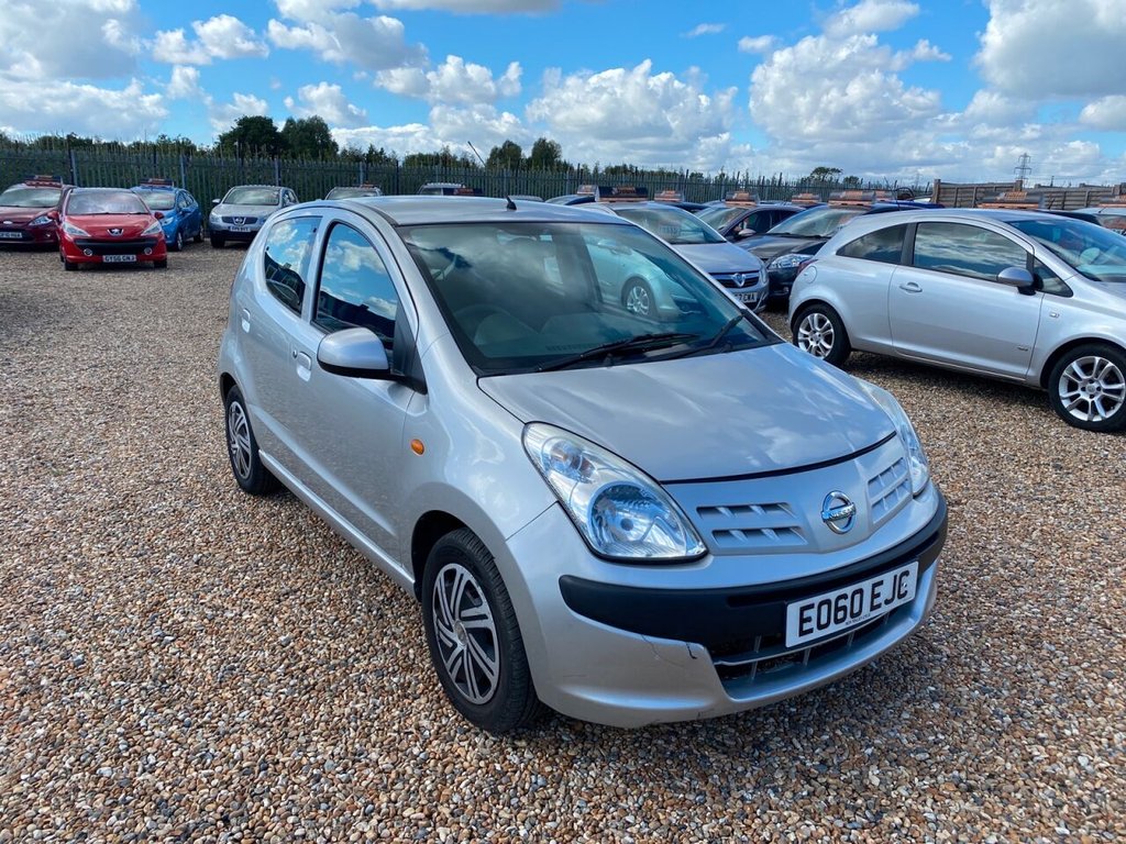 View our NISSAN PIXO