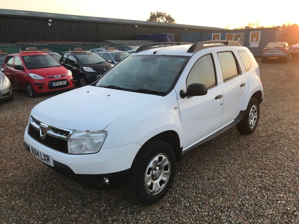 View our DACIA DUSTER