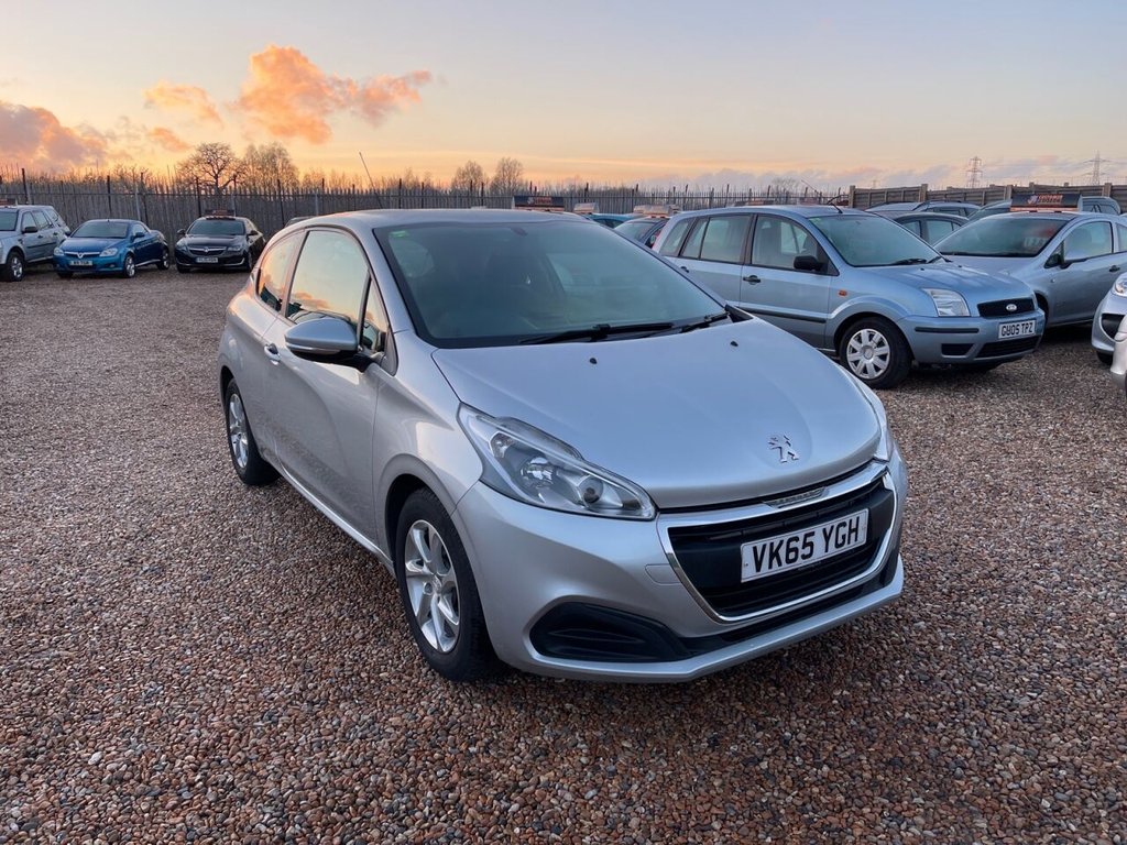 View our PEUGEOT 208