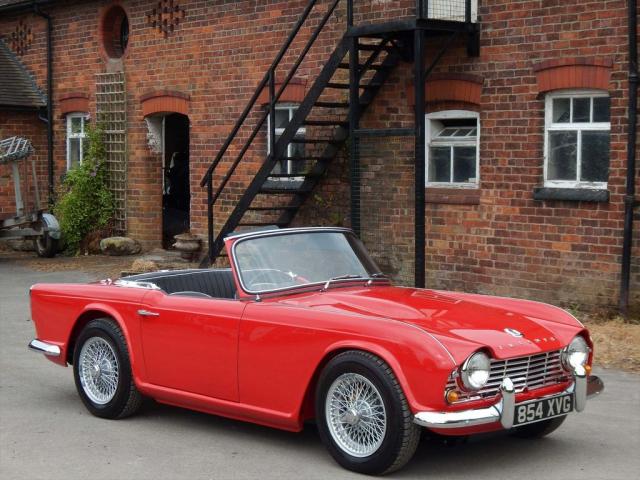 View our TRIUMPH TR4