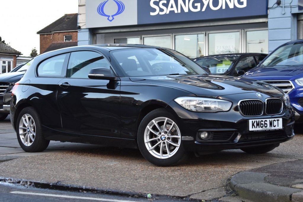 View our BMW 1 SERIES