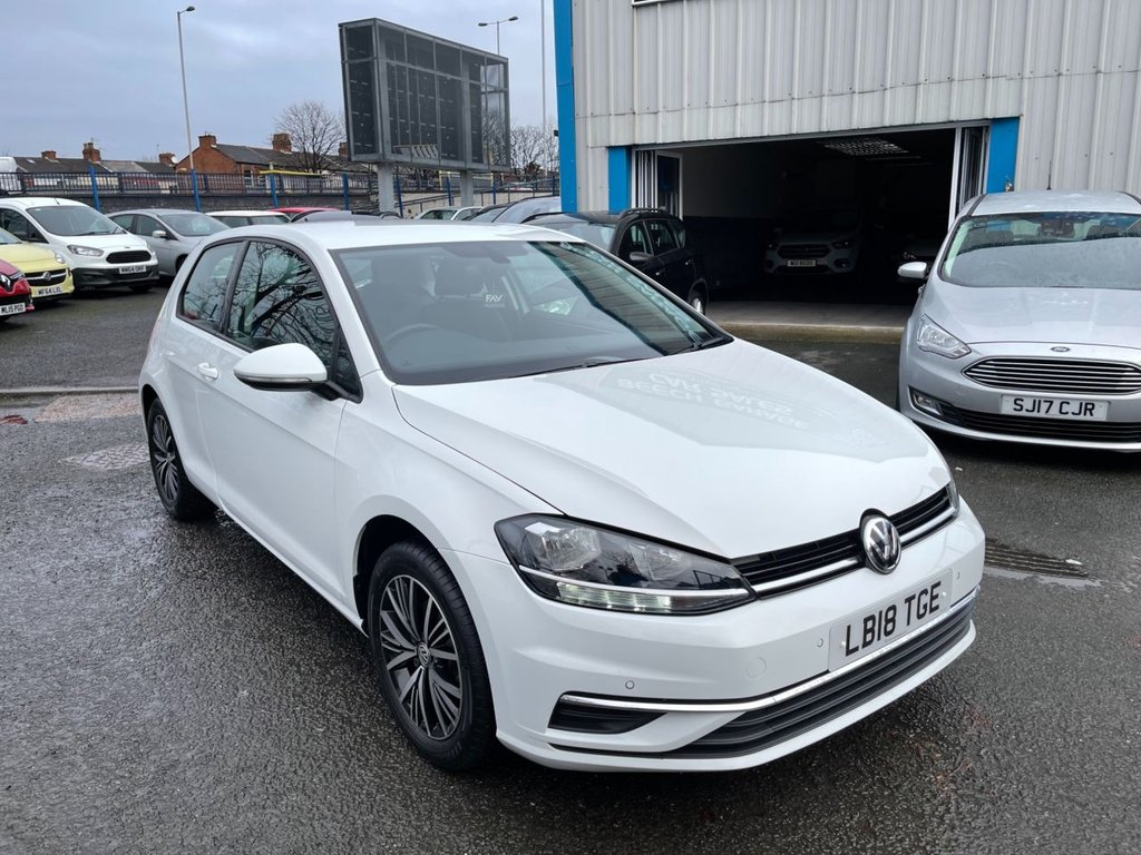 View our VOLKSWAGEN GOLF
