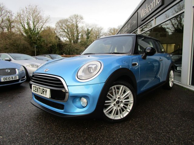 2017 17 MINI Hatch Cooper 1.5 COOPER 3d 134 BHP