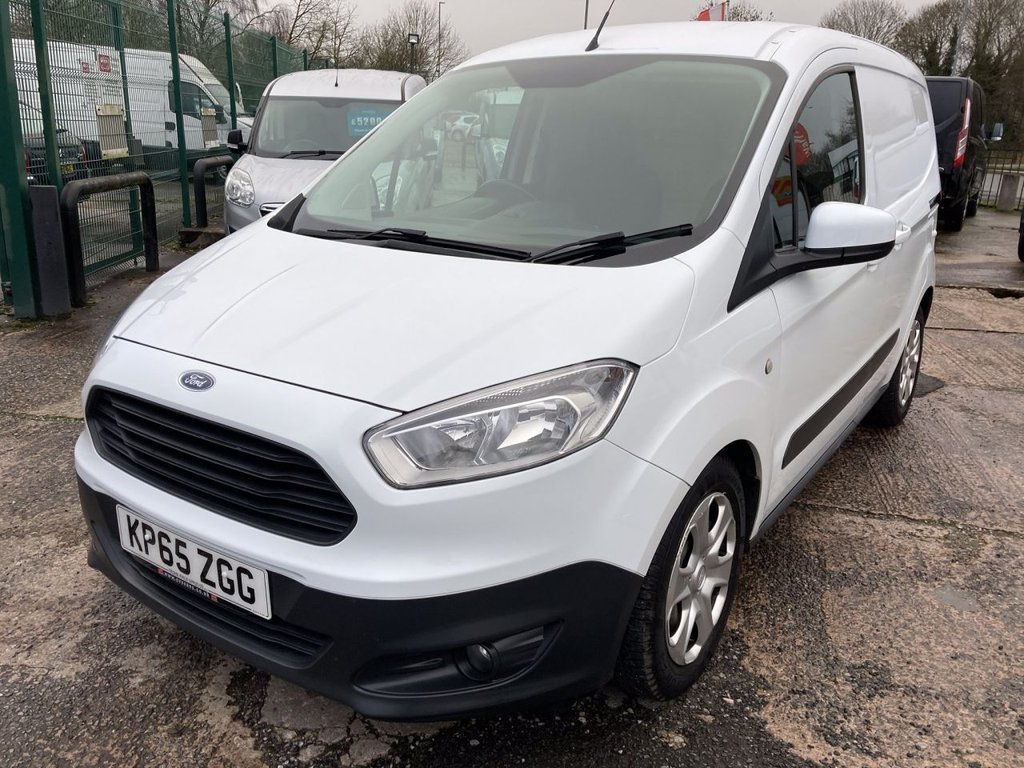 View our FORD TRANSIT COURIER