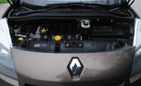 USED 2010 10 RENAULT GRAND SCENIC 1.6 DYNAMIQUE TOMTOM VVT 5d 109 BHP www.suffolkcarcentre.co.uk - Located at Ilketshall