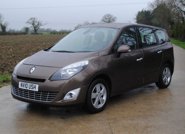 2010 10 Renault Grand Scenic 1.6 DYNAMIQUE TOMTOM VVT 5d 109 BHP