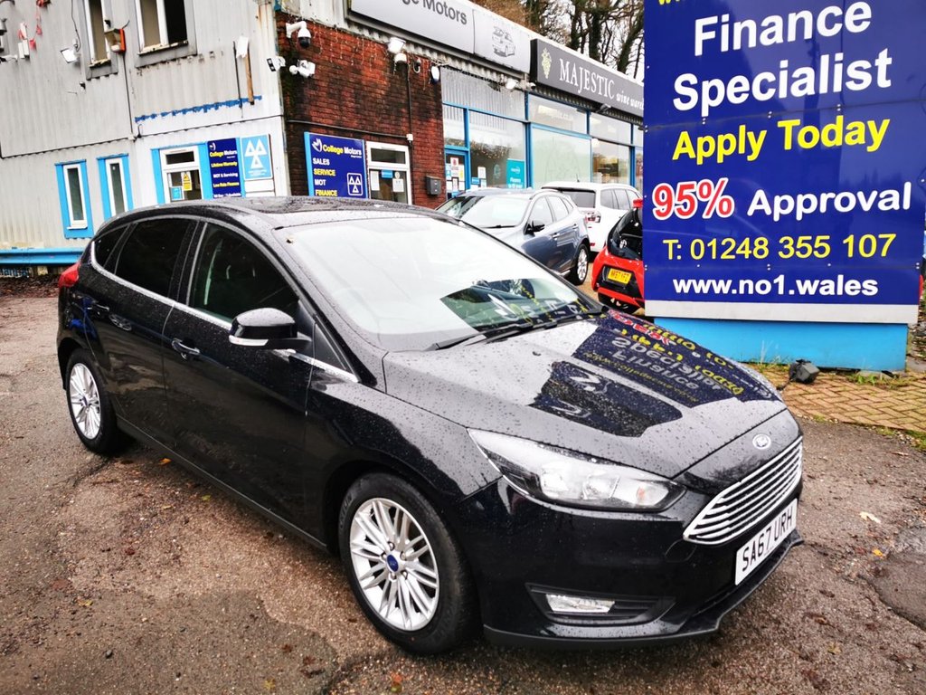 View our FORD FOCUS