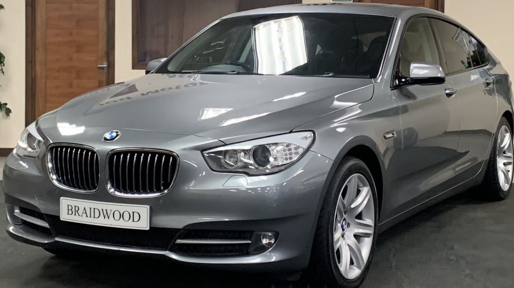 View our BMW 5 SERIES