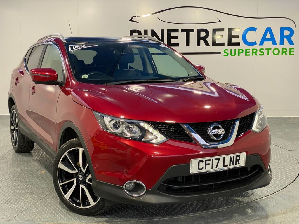 View our NISSAN QASHQAI
